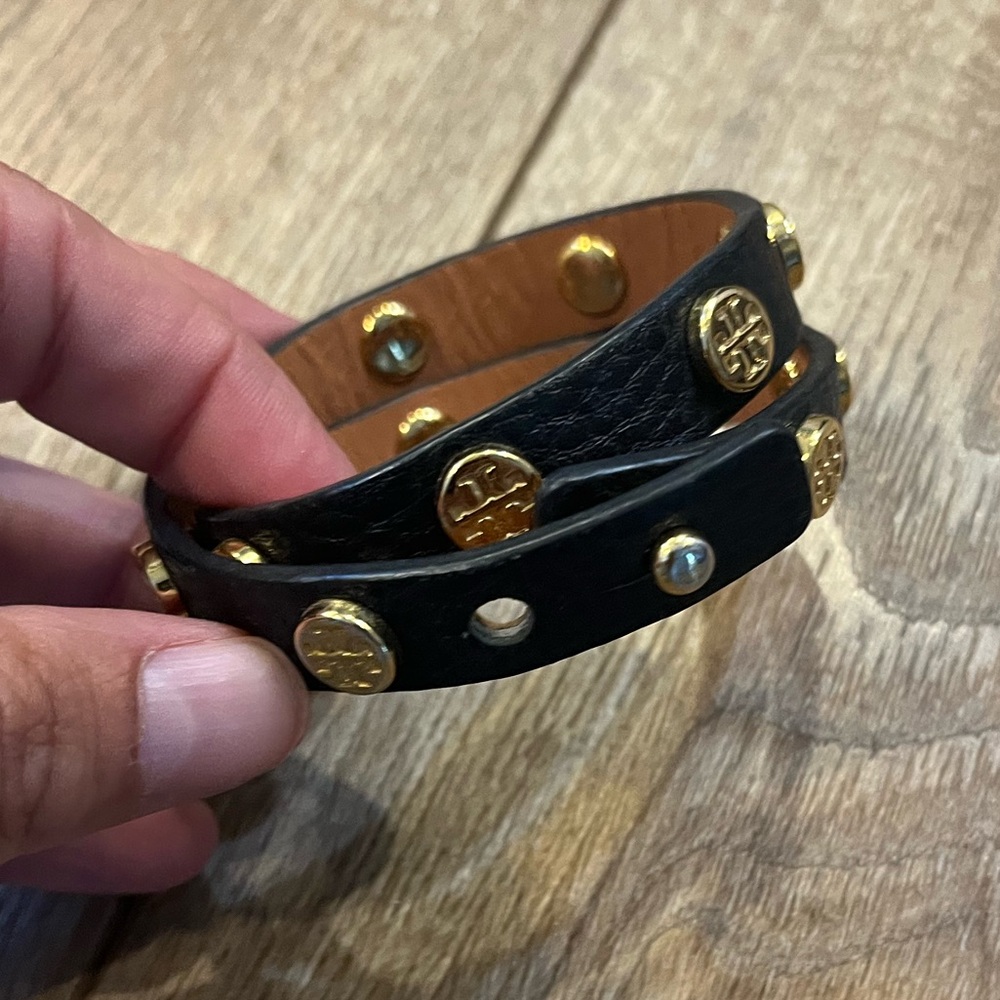 Tory Burch logo leather bracelet